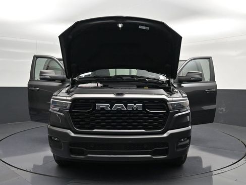 Used 2025 RAM 1500 Big Horn AWD/4WD image 33