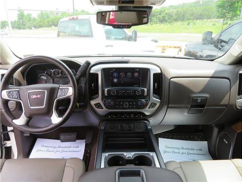 Used 2014 GMC Sierra 1500 SLT w/ SLT Crew Cab Value Package AWD/4WD image 7