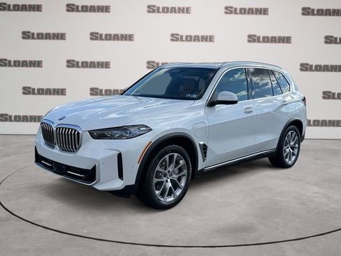 New 2026 BMW X5 xDrive50e w/ Climate Comfort Package AWD/4WD image 1