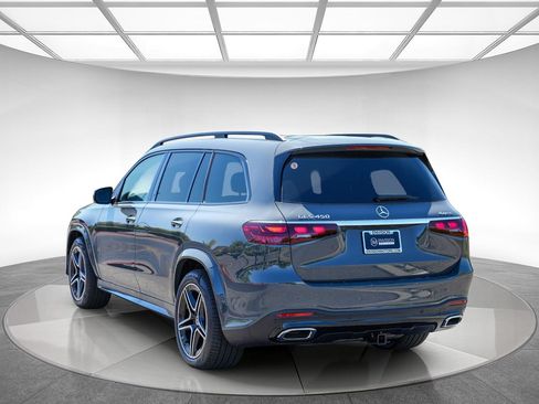 New 2026 Mercedes-Benz GLS 450 4MATIC image 2