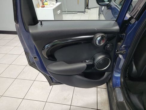 Used 2015 MINI Cooper S image 27