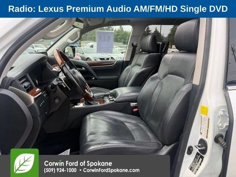 Used 2017 Lexus LX 570 4WD w/ Luxury Package image 2