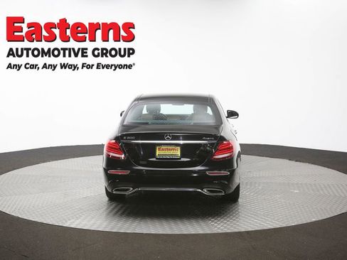 Used 2018 Mercedes-Benz E 300 4MATIC image 38
