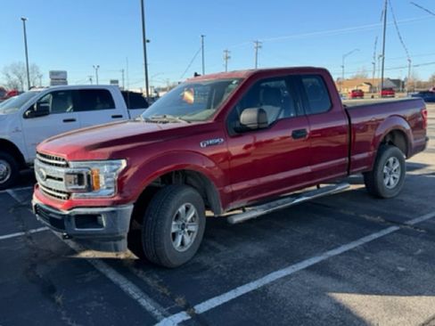 Used 2019 Ford F150 XLT image 2