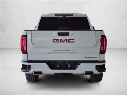 Used 2020 GMC Sierra 1500 Denali w/ Denali Ultimate Package AWD/4WD image 6