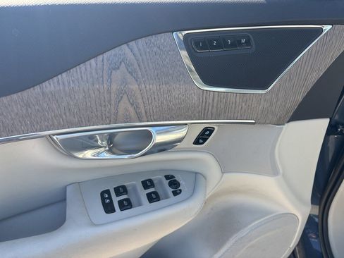 Certified 2023 Volvo XC90 B6 Plus w/ Protection Package Premier image 14