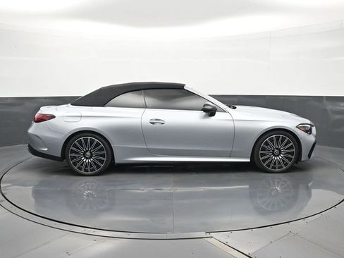 Used 2024 Mercedes-Benz CLE 300 4MATIC Cabriolet image 18