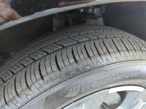 Used 2024 Honda HR-V EX-L image 32