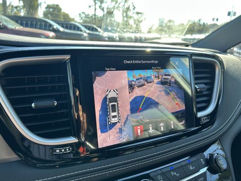 New 2026 Chrysler Pacifica Select w/ S Appearance Package image 49