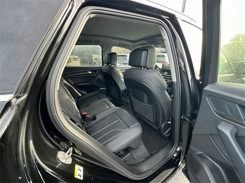 Used 2024 Audi Q5 2.0T Premium Plus image 17