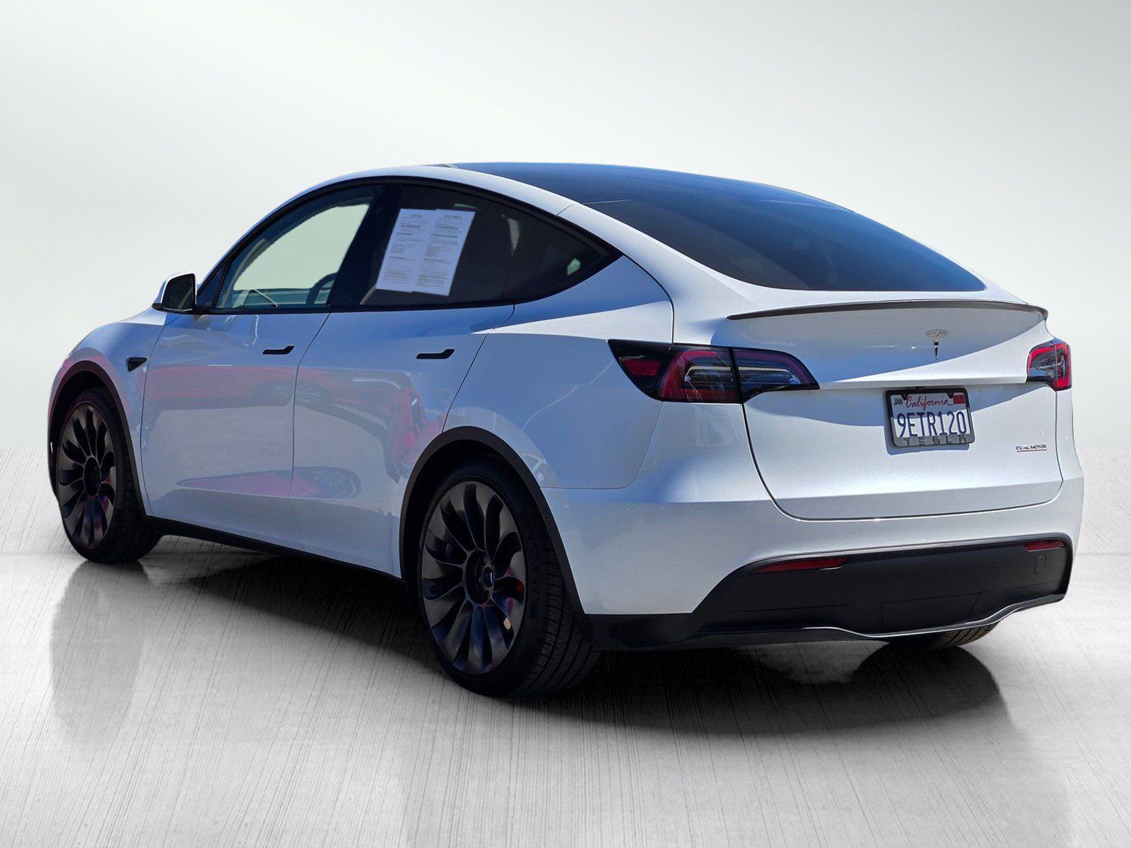 Used 2023 Tesla Model Y Performance AWD/4WD image 6