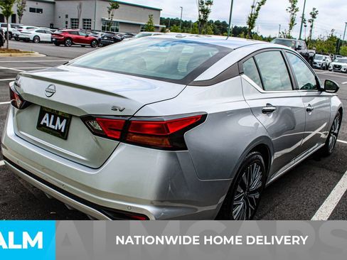 Used 2024 Nissan Altima 2.5 SV FWD image 4