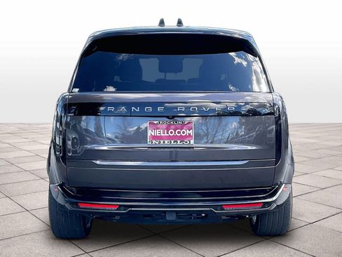 Used 2024 Land Rover Range Rover SE image 6