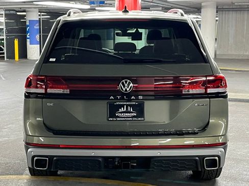 New 2026 Volkswagen Atlas Peak Edition AWD/4WD image 35