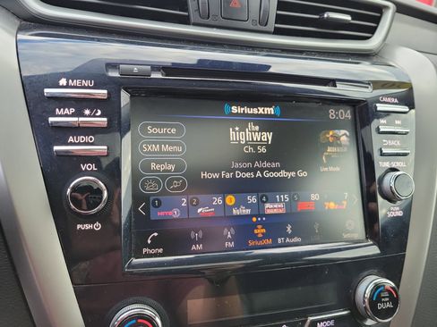 Used 2024 Nissan Murano SL image 23