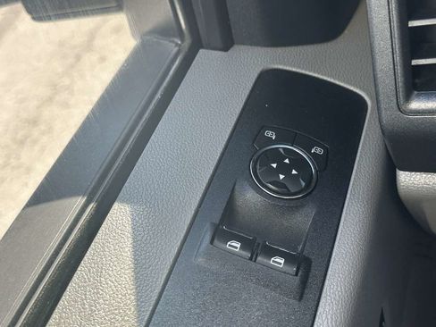 Used 2020 Ford F550 2WD Regular Cab Super Duty image 31