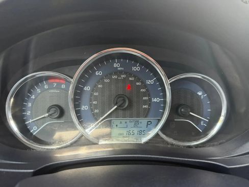 Used 2015 Toyota Corolla LE FWD image 10
