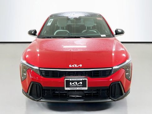 New 2025 Kia K4 GT-Line image 2