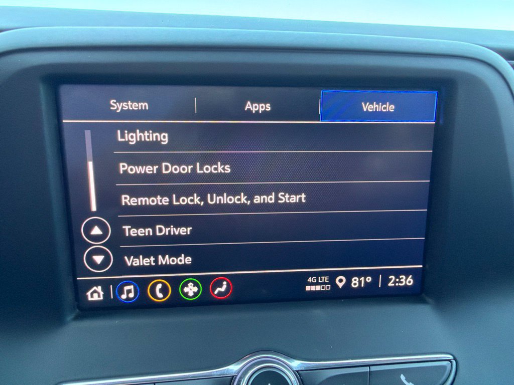 Used 2022 Chevrolet Camaro LT RWD image 33