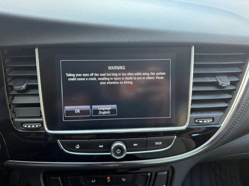Used 2018 Buick Encore Sport Touring AWD/4WD image 16