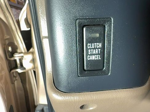 Used 1998 Toyota Tacoma 4x4 Regular Cab image 33