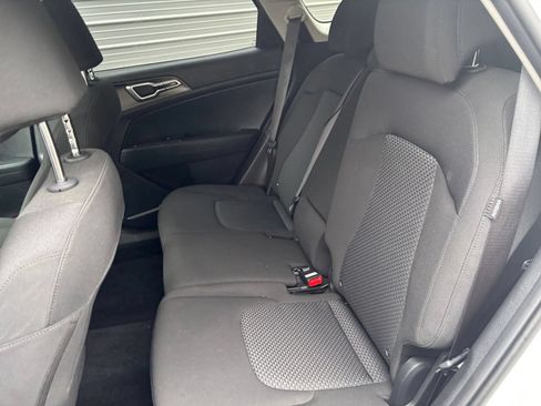 Used 2026 Kia Sportage LX AWD/4WD image 23