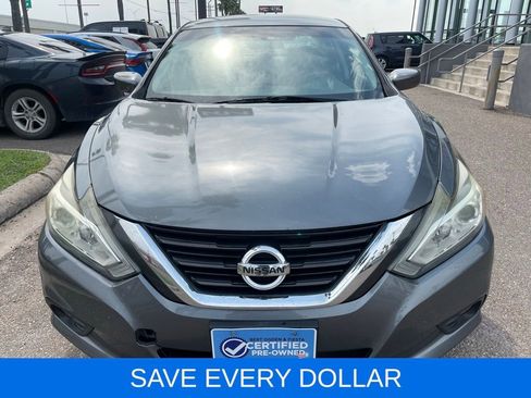 Used 2016 Nissan Altima 2.5 SV FWD image 2