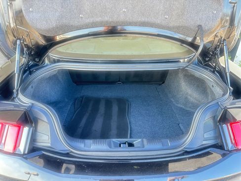 Used 2024 Ford Mustang Premium image 31