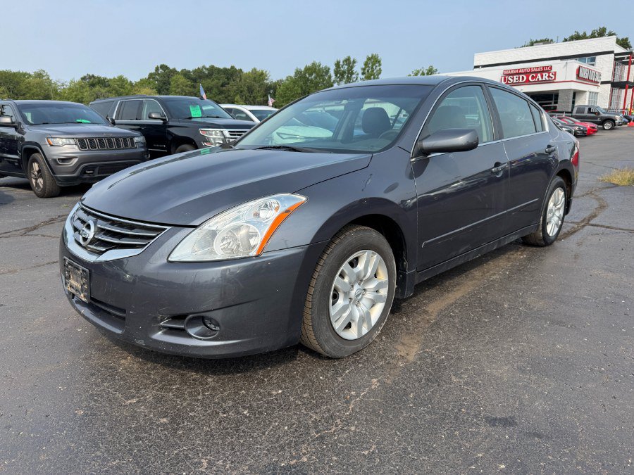 Used 2012 Nissan Altima Sedan FWD image 1