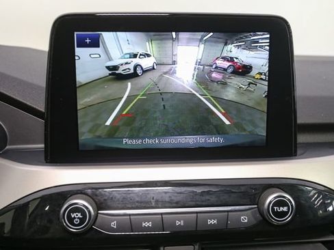 Used 2022 Ford Escape SE w/ Cold Weather Package AWD/4WD image 23