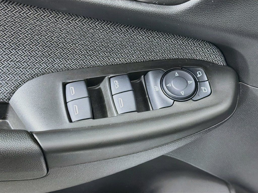 Used 2025 Chevrolet TrailBlazer LS w/ LS Convenience Package FWD image 18