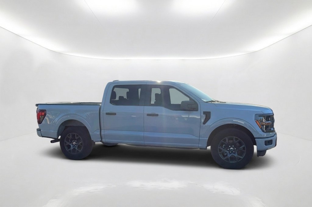 Used 2026 Ford F150 STX w/ Equipment Group 200A RWD image 4