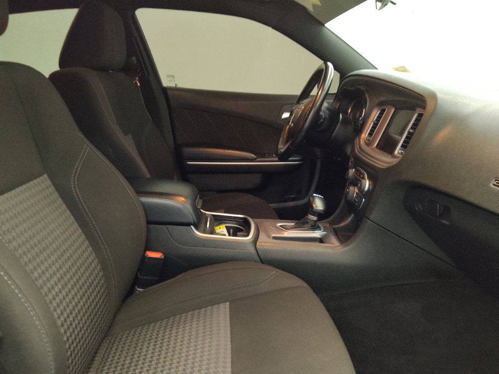 Used 2023 Dodge Charger SXT RWD image 21