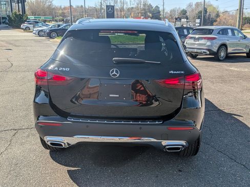 Certified 2025 Mercedes-Benz GLA 250 4MATIC image 4