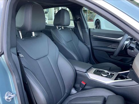 Certified 2025 BMW 430i w/ Premium Package image 8