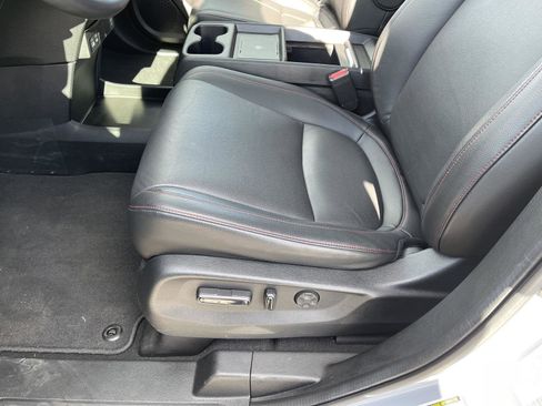 Used 2025 Honda Odyssey Sport-L image 3