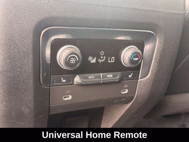 Used 2022 Chevrolet Tahoe Z71 w/ Luxury Package AWD/4WD image 12