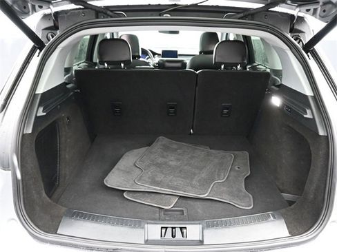 Used 2022 Lincoln Corsair AWD w/ Premium Package image 6