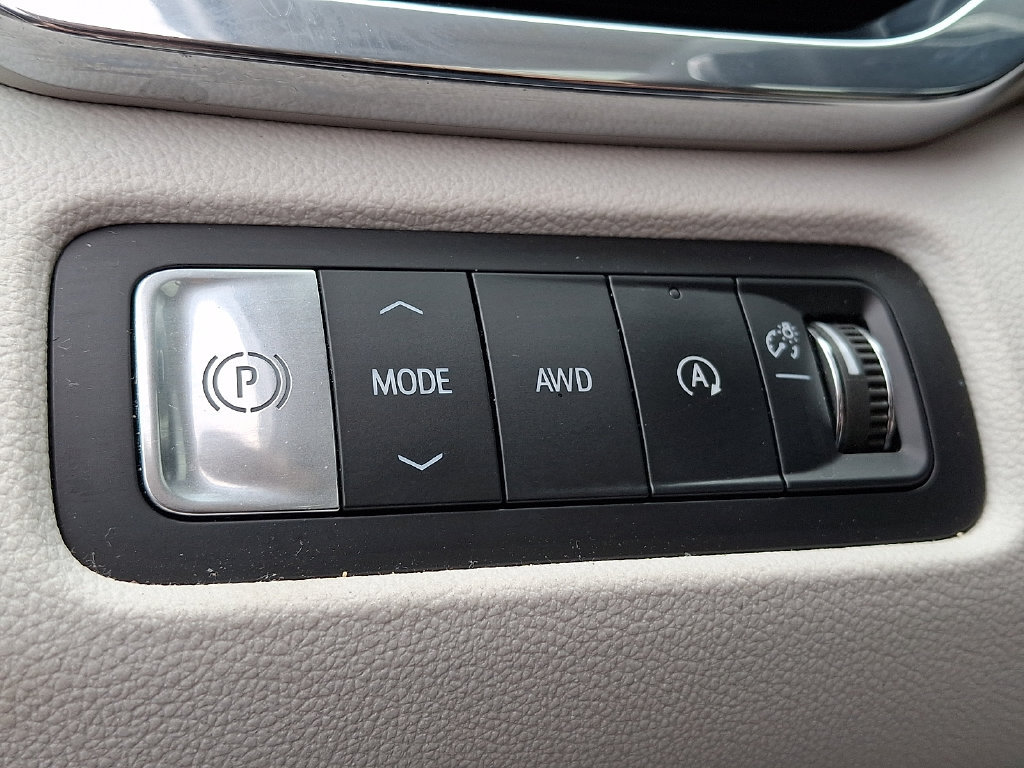 Used 2024 GMC Acadia Denali w/ Super Cruise Package AWD/4WD image 33