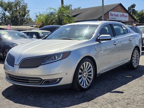 Used 2013 Lincoln MKS FWD image 1