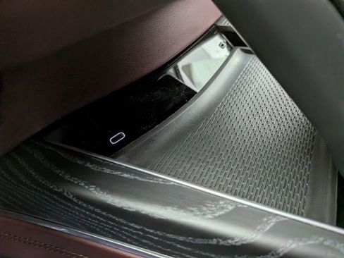 New 2026 Cadillac Escalade Luxury w/ Touring Package image 9