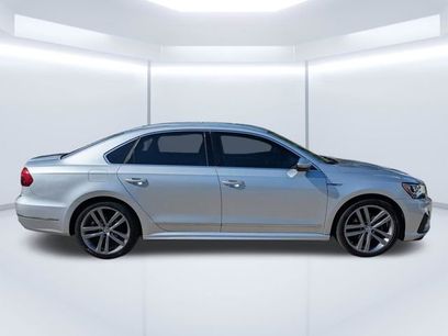 Used 2017 Volkswagen Passat 1.8T R-Line