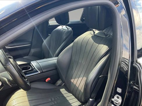 Used 2023 Mercedes-Benz S 500 4MATIC w/ Warmth & Comfort Package image 21