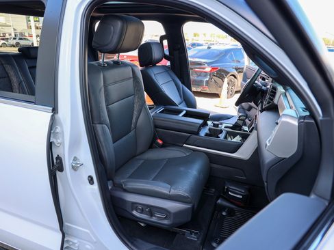 Used 2025 Toyota Tundra Limited image 54