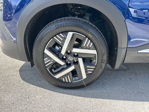 New 2026 Nissan Kicks SV image 50