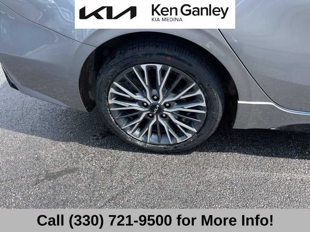 Certified 2023 Kia Forte GT-Line w/ GT-Line Technology Package FWD image 20