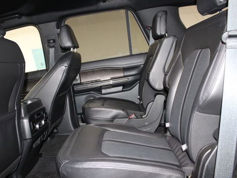Certified 2021 Ford Expedition Limited RWD image 27