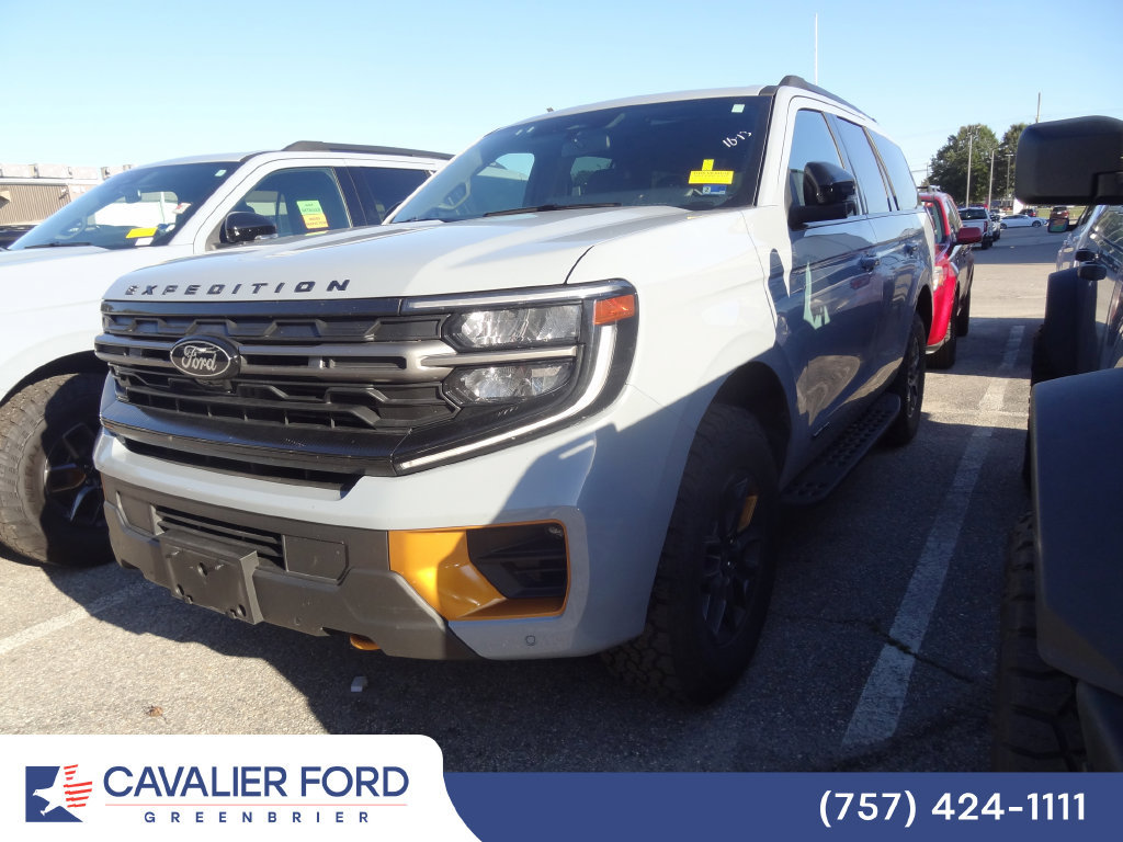 Used 2026 Ford Expedition Tremor AWD/4WD image 2