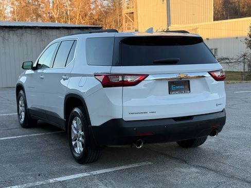 Used 2019 Chevrolet Traverse LT image 7