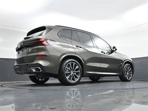 New 2026 BMW X5 xDrive50e w/ M Sport Package image 26